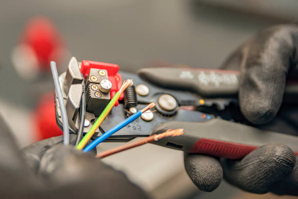 Best Electrical Outlet Repair  in Germantown Hls, IL